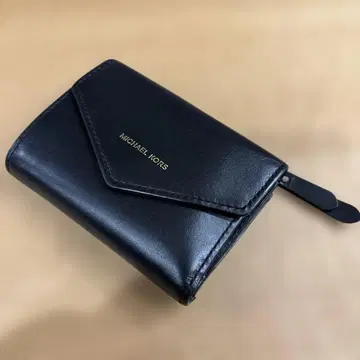 MICHAEL KORS 블랙 접이식 지갑