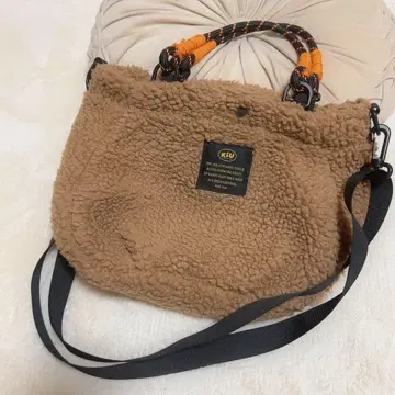 고품질 kiu 키우 보아 벌룬 2WAY 토트백 미니