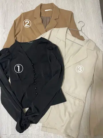 여성용 의류 3점 묶음 판매