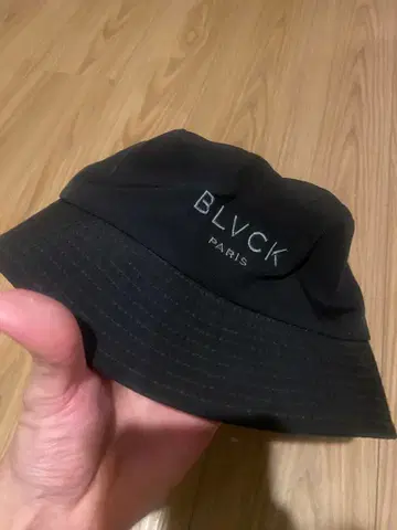 BLVCK PARIS 버킷 햇 블랙 58