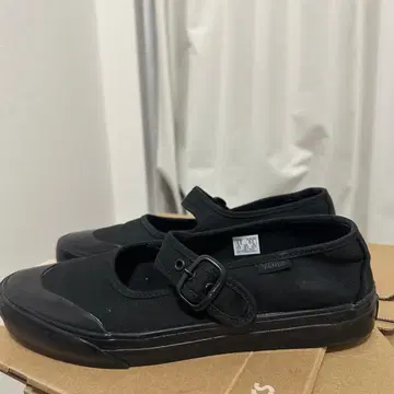 VANS 멜리 제인 블랙 24.5cm
