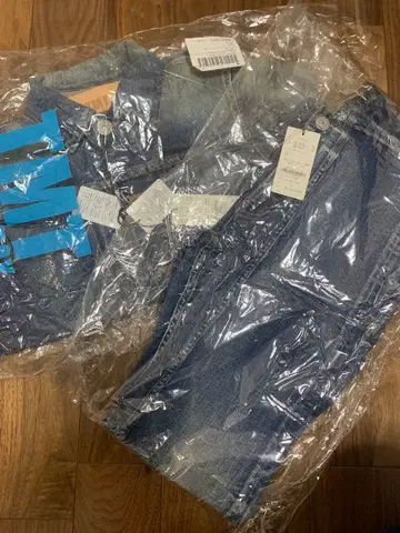 TMT 데님 자켓과 팬츠 세트