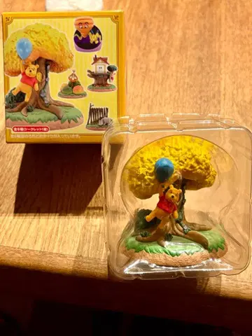 도쿄 디즈니 리조트 곰돌이 푸 피규어