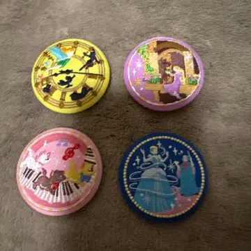 디즈니 핀 배지 4개 세트