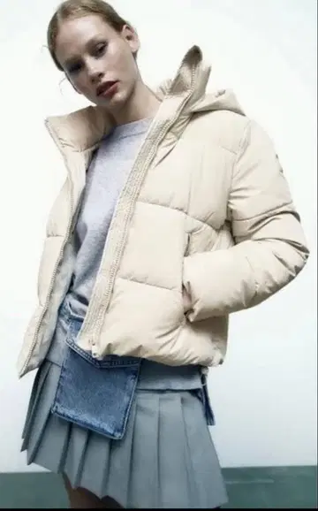 ZARA/RUBBERISED PUFFER JACKET