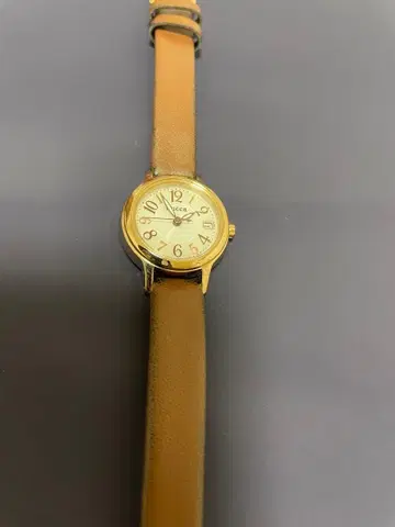 wicca 손목시계 골드/브라운 생산 완료 모델 솔라텍 레어 새상품급