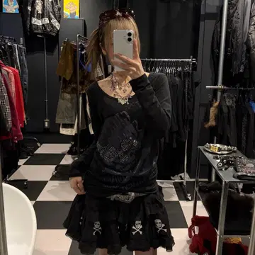 그런지 Y2K 해골 라메 긴팔 티셔츠 반짝이는 펑크