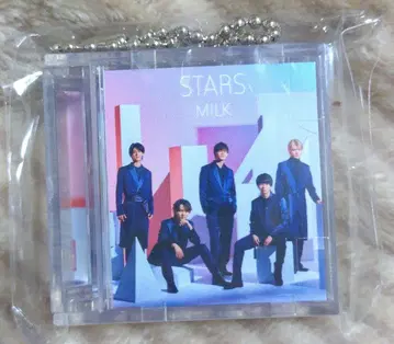 M!LK 미니 재킷 키링