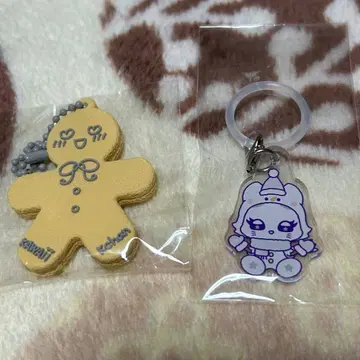 ME:I 시미즈 케이코 캡슐 토이 메지루시 참 쿠키 참 세트