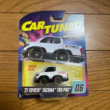 튜닝된 토요타 타코마 TRD PRO