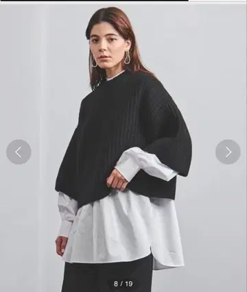 레어 새상품 HYKE 리브 크롭 니트