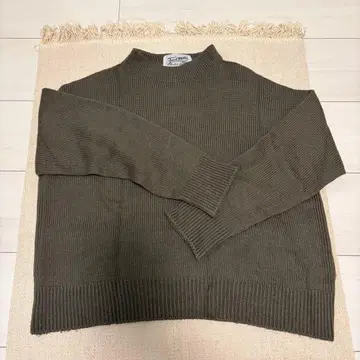 Ford Mills 올리브 그린 긴팔 니트