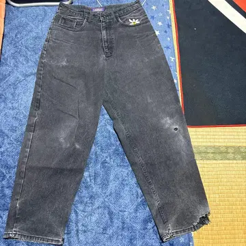 라브로스 S size black 가격 인하 가능