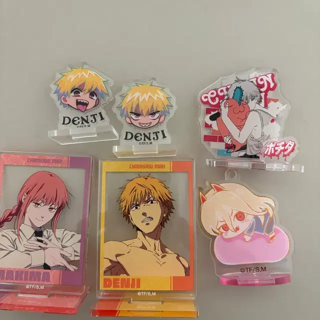 체인소맨 마키마 덴지 파워 포치타 아크릴 스탠드