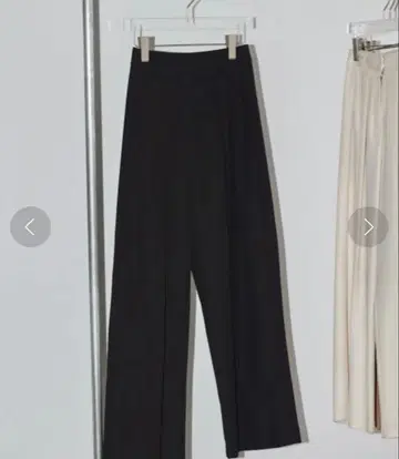 투데이풀 Tuck Twill Trousers 36