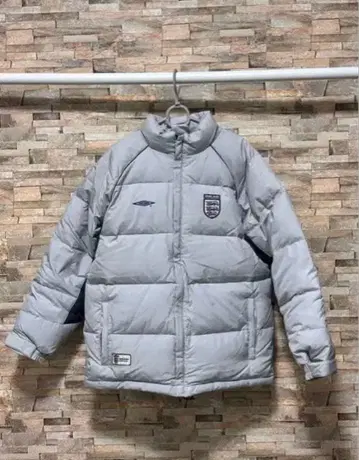 잉글랜드 자수 로고 다운 자켓 그레이