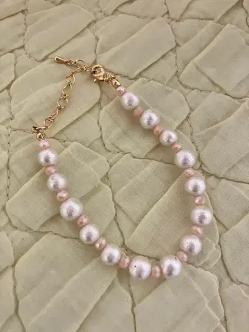 작가님 작품 화이트와 핑크 펄 팔찌