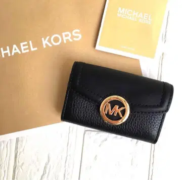 새상품 마이클코어스 MICHEAL KORS 블랙 키케이스