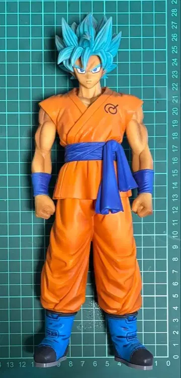 드래곤볼 손오공 피규어