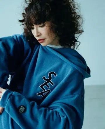 즉시 완판 레어템 WIND AND SEA 로고 후드 부착 후드티 블루