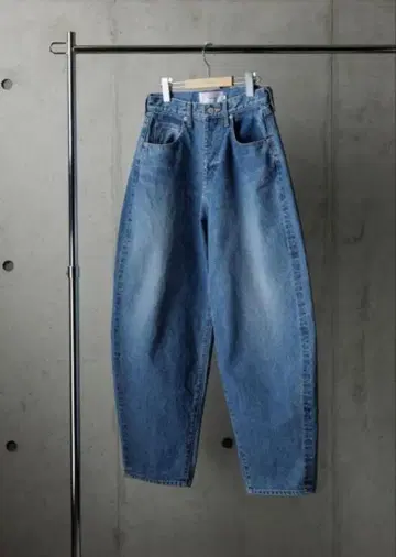 T.japan banana denim 34