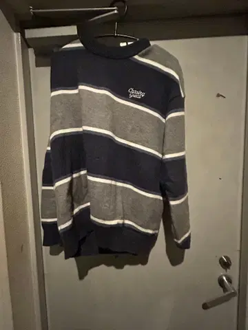 DAKYAM 스트라이프 트레이닝복 L 사이즈