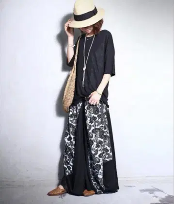 안티카 페이즐리 무늬 롱 스커트