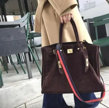 아파르트망 시타 파란티카 스웨이드 백