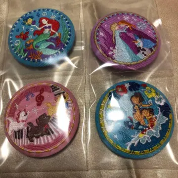 디즈니 디자인 자수 핀 배지 4개 세트