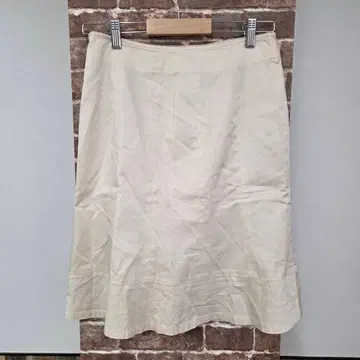 CONCETTOCARINO 콘체토카리노 스커트 크림 사이즈 40