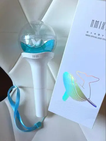 NMIXX 공식 응원봉 화이트/블루