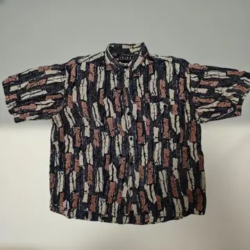 TRIBES 반팔 셔츠 네이비/화이트/핑크