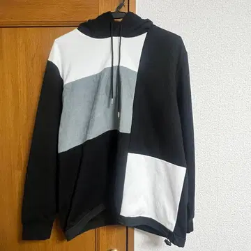 THE SHOP TK 패널 디자인 후드티 L 사이즈