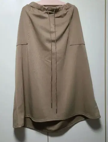 종이상자 맨투맨 롱 스커트