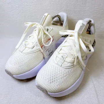 새상품 PUMA SOFTRIDE 메이브 미스틱 러닝화 23