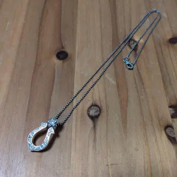 카스 공방 2014년 말의 해 한정판 [ 말굽과 벚꽃 ] 목걸이