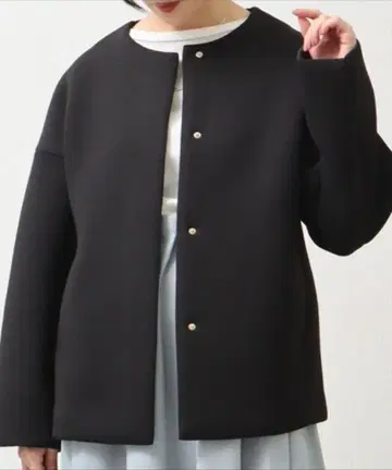 libelle more 다이버 소재 노카라 자켓 블랙