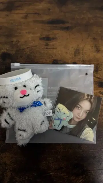 illit 이로하 봉제 인형 1주년 키링