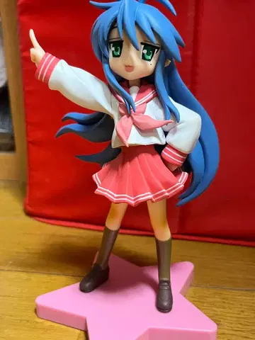 이즈미 코나타 엑스트라 피규어 러키스타