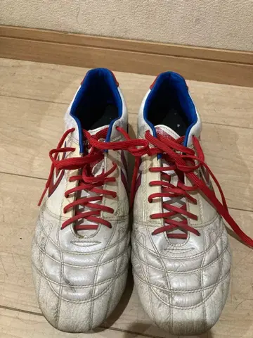 축구화 스파이크 화이트/레드/블루