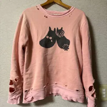 Rebirth 데미지 가공 핑크 트레이닝복