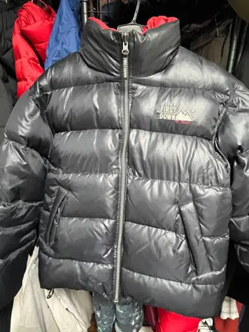 FIRST DOWN 다운 자켓 블랙 레드 (리버서블)