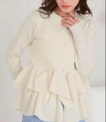 titivate 프릴 헴 니트 가디건 M