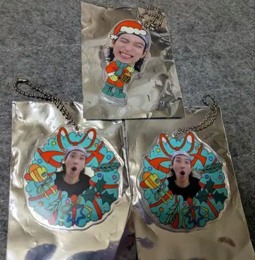 WATWING 크리스마스 굿즈 후루하타 료 아크릴 키링 3종 세트