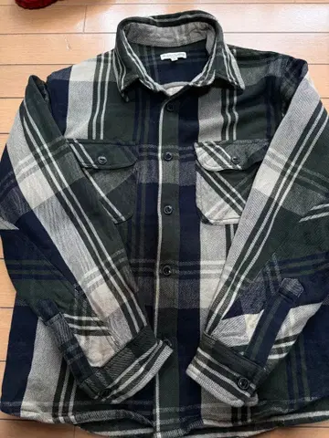 Toucan Surfing 체크 무늬 셔츠 M 사이즈