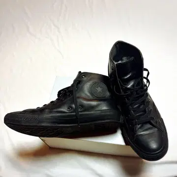 28cm Converse 컨버스 가죽 블랙 하이컷 스니커즈