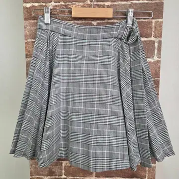 스나이델 스커트풍 숏팬츠 그레이 체크 플리츠