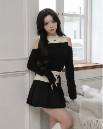 Darich 숄더 오픈 니트 셋업 블랙 FL