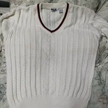 FILA V넥 케이블 짜임 스웨터 XL