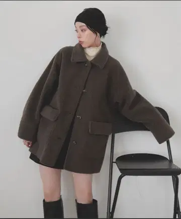 LIAN 보아 무스탕 스텐카라 코트